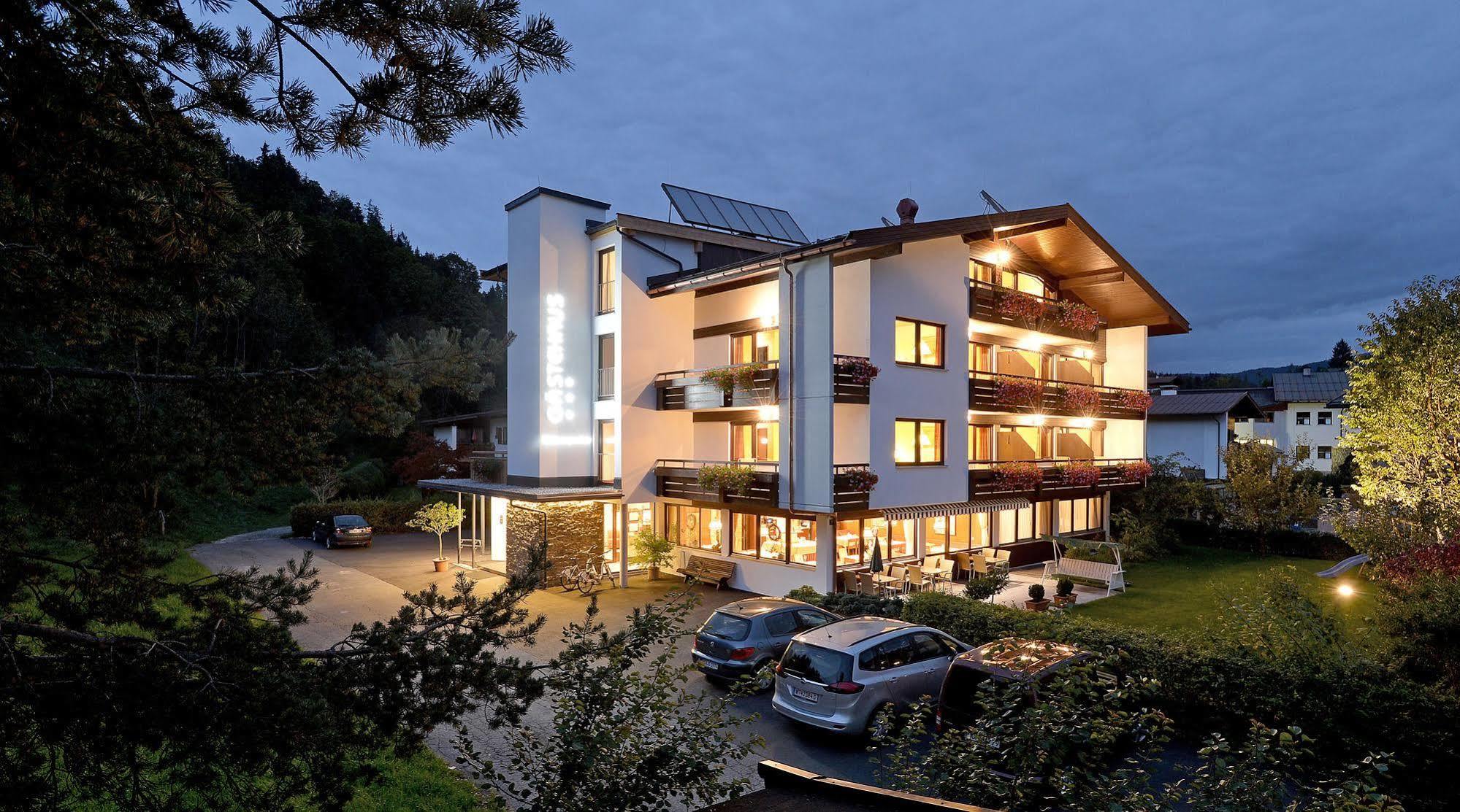 Gaestehaus Rottenspacher Kossen Exterior photo